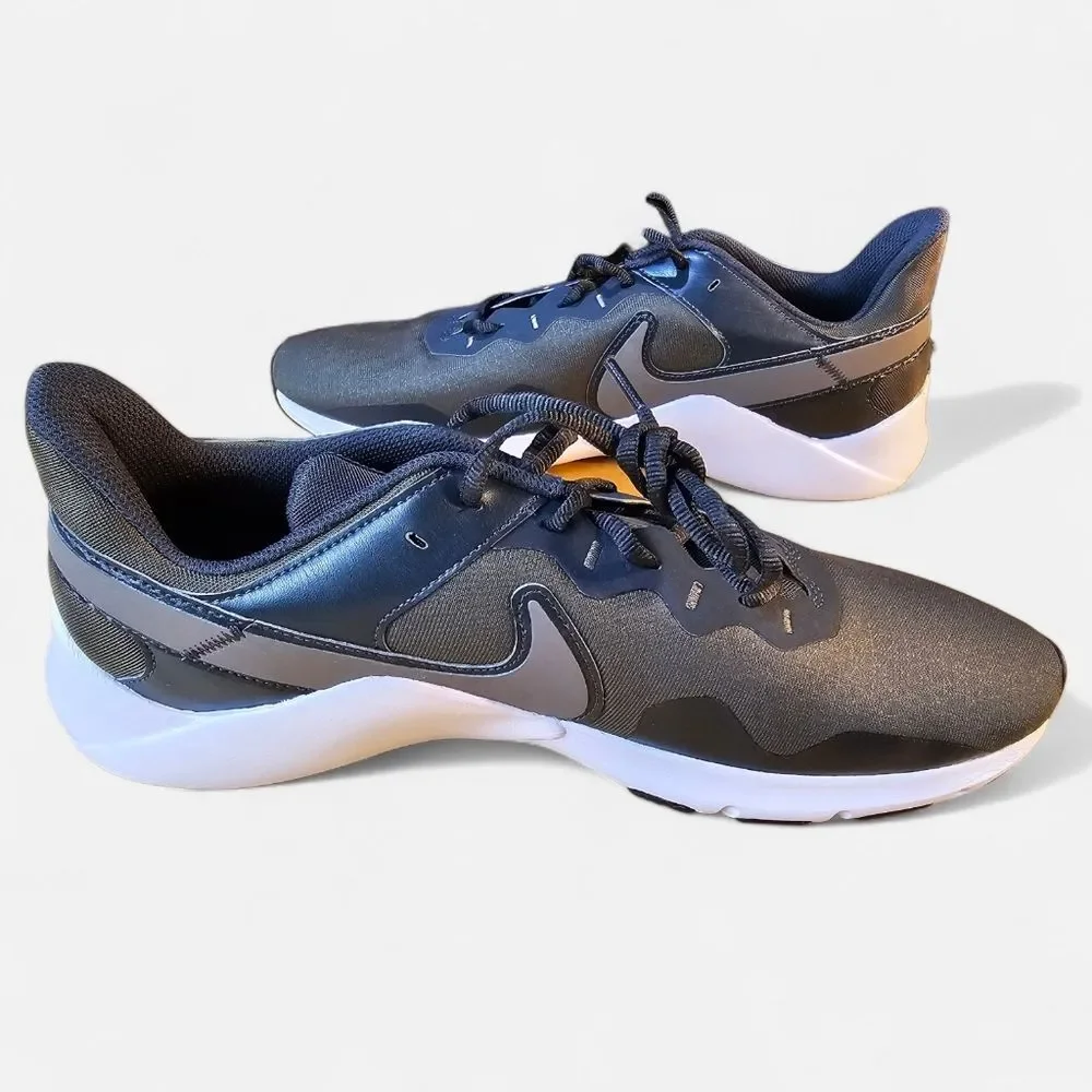 🟢 Nike Legend Essential 2 Training Shoes | Cargo Khaki | Size 13 | NWOT - Picture 4 of 10